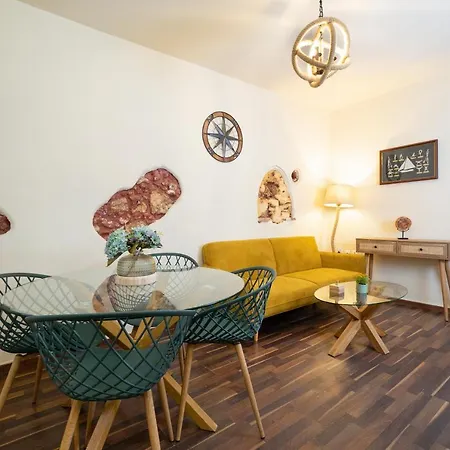Maritime Apartment